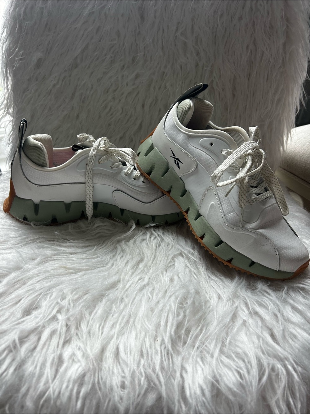 Reebok Tennis Shoes